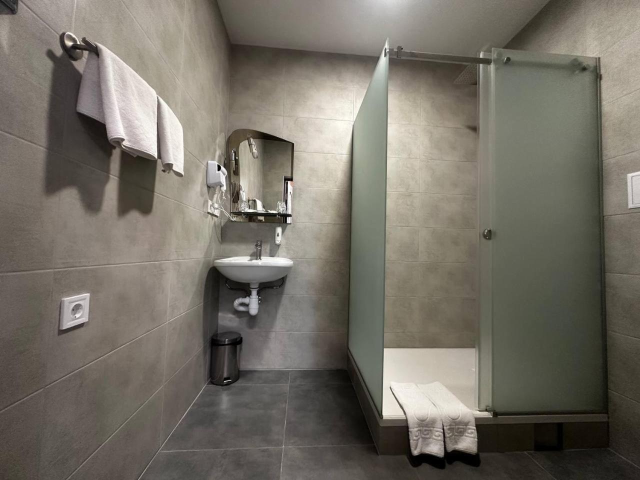 Hotel Express Корпус 2 Kyiv Exterior photo